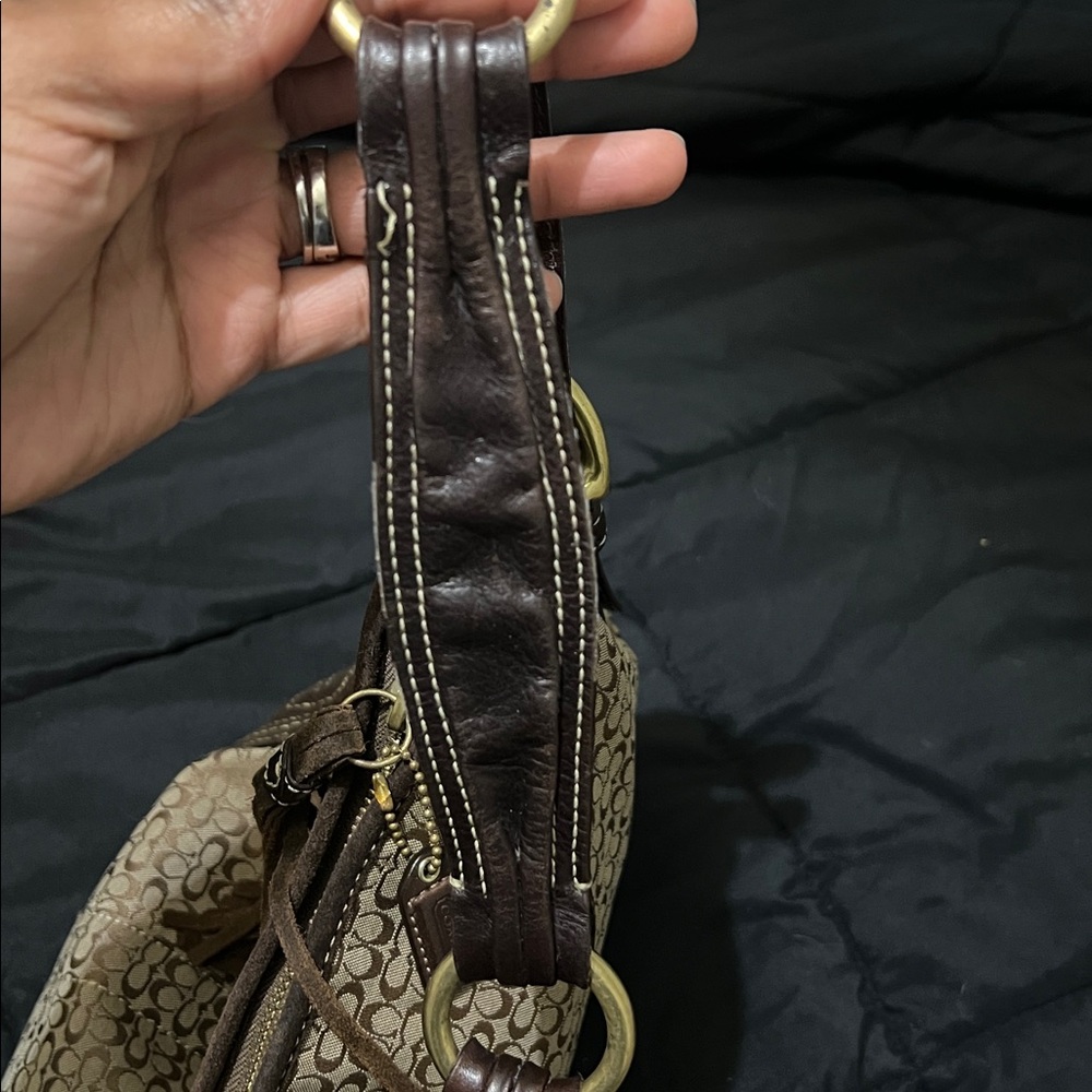 Coach ‘Micro C’ Canvas Hobo - 2158 
GOLD HARDWARE - Picture 6 of 10